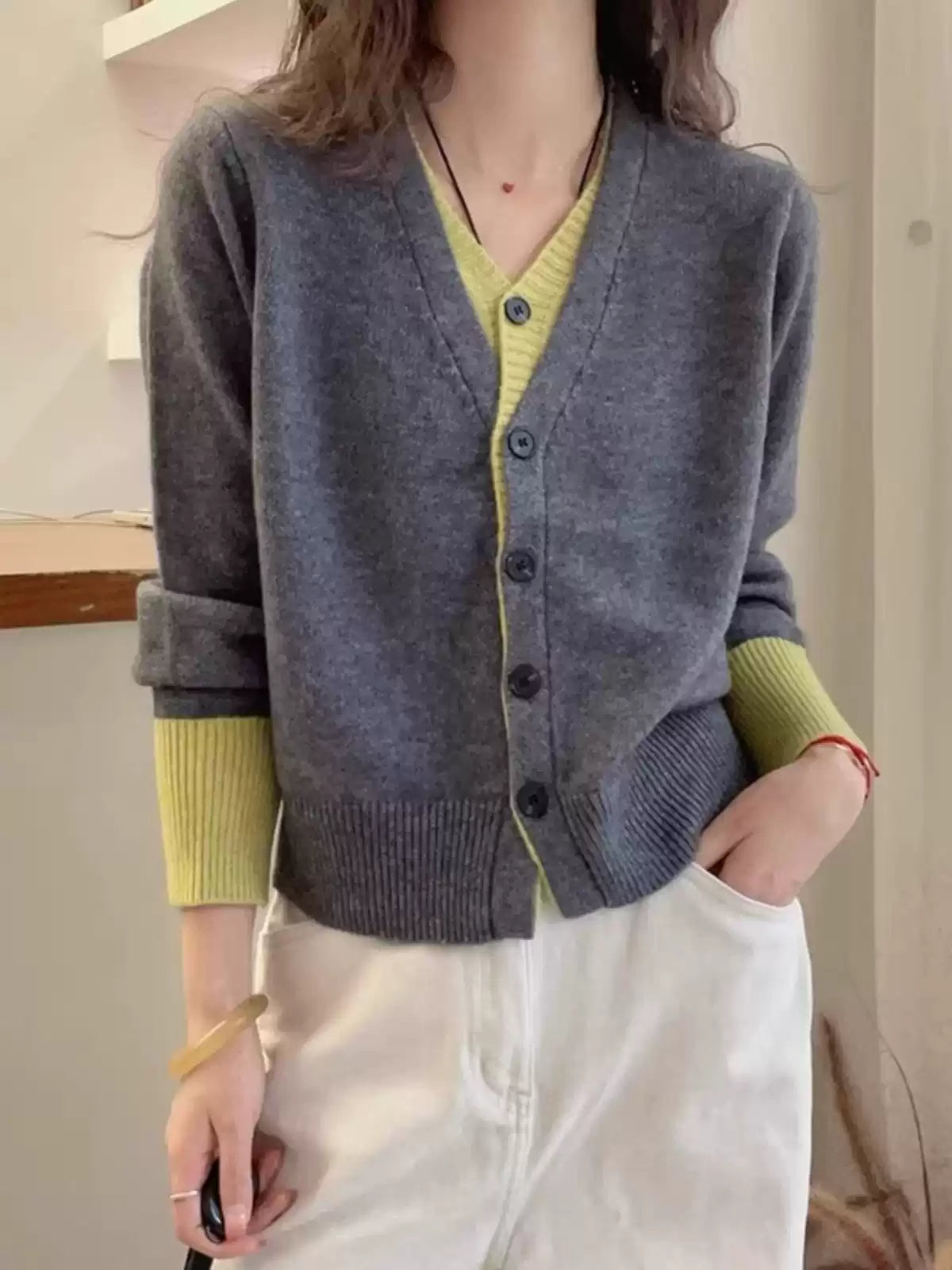 Color blocking V-neck Knitted Cardigan for Women