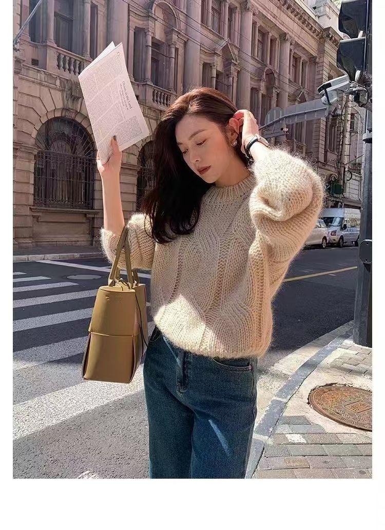 Loose Elegant Women Mohair Cable Knit Jumper Soft Sweater