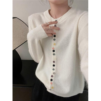 Classic Crew Neck Buttoned Knitted Cardigan